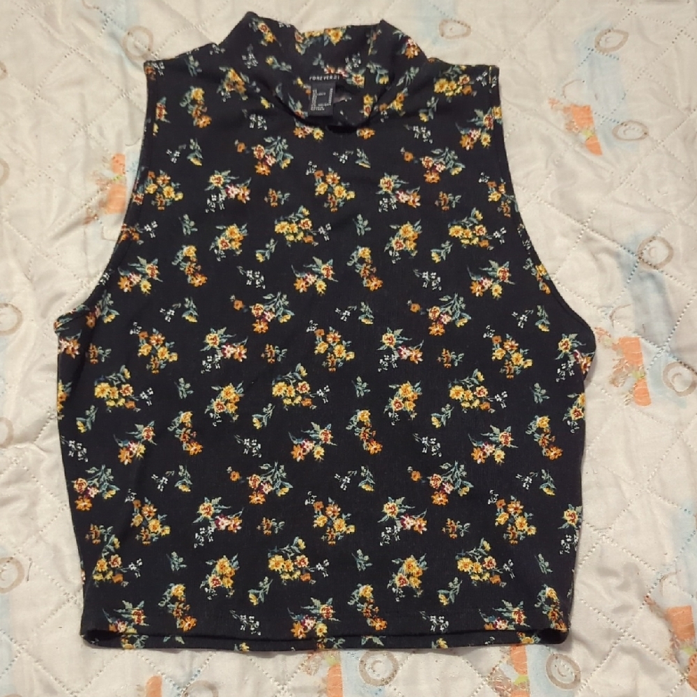Forever 21 Black Floral Crop Top